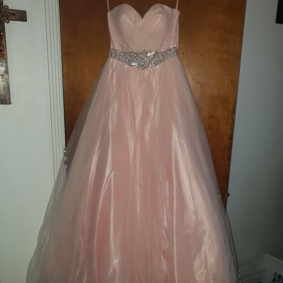 Prom dress - Picture 4 of 5